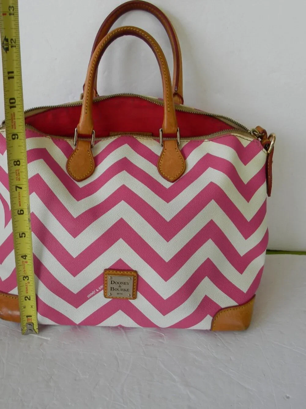 DOONEY & BOURKE PINK/WHITE CHEVRON COATED CANVAS/LEATHER SATCHEL